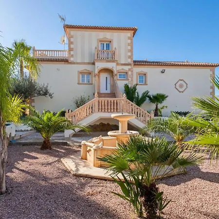 Gema - Plusholidays Calpe