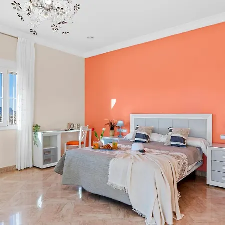 Gema - Plusholidays Calpe